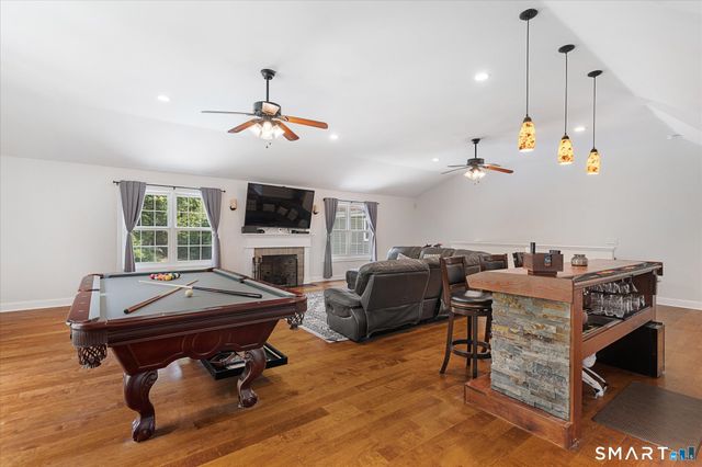 56 River Road, Killingly, CT 06241