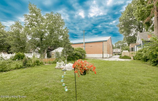 1908 Bonnycastle Ave, Louisville, KY 40205