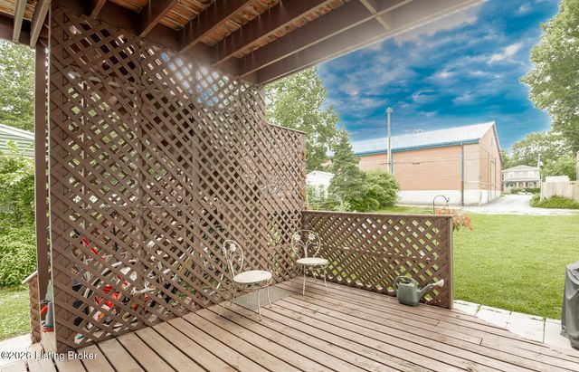 1908 Bonnycastle Ave, Louisville, KY 40205