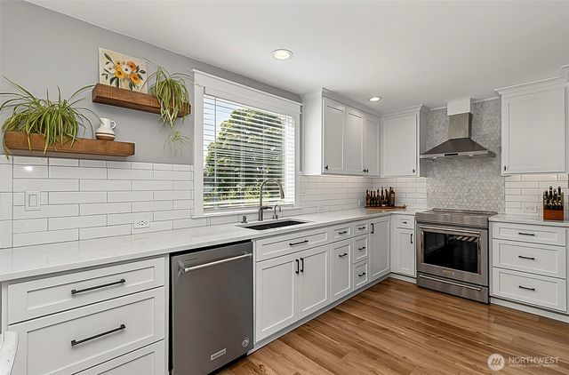 6728 72nd Street NE, Marysville, WA 98270