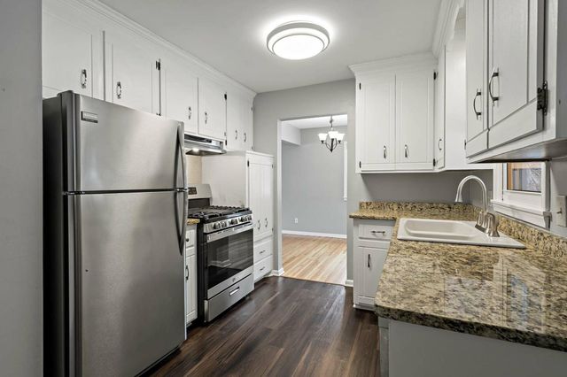 3001 Utah Avenue N, Crystal, MN 55427