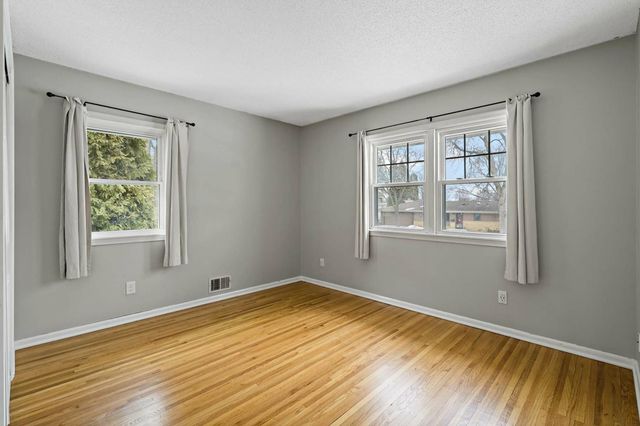 3001 Utah Avenue N, Crystal, MN 55427