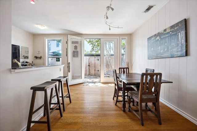 3822 Lake Street, Houston, TX 77098