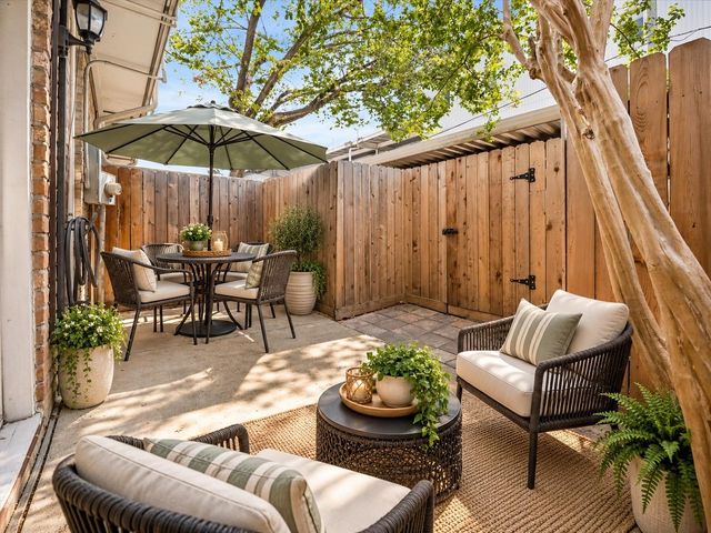 3822 Lake Street, Houston, TX 77098
