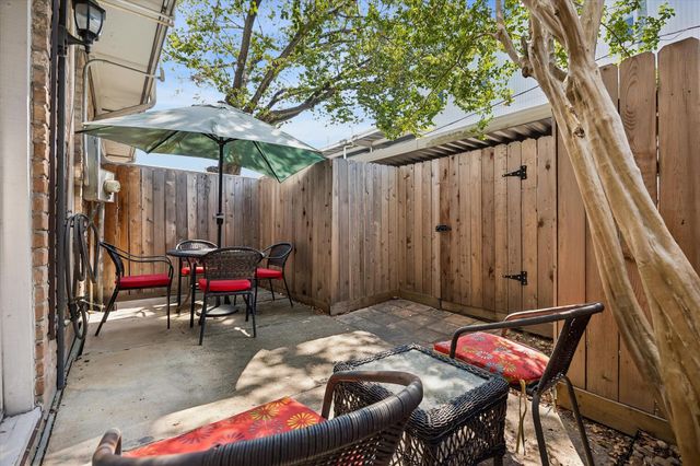 3822 Lake Street, Houston, TX 77098