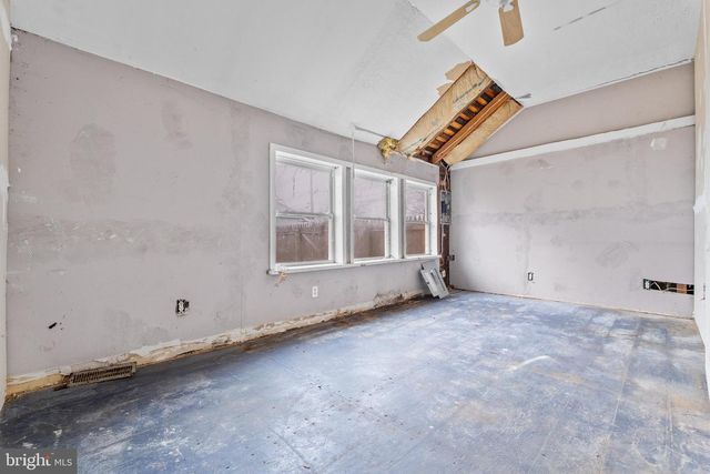 277 HOLEMAN ST, Mount Holly, NJ 08060