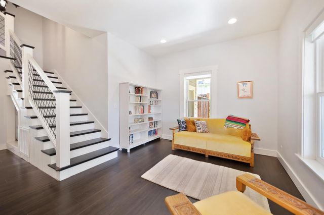 319 Pleasant St, Grass Valley, CA 95945