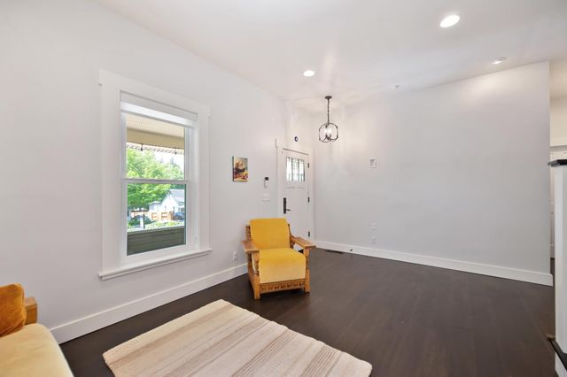 319 Pleasant St, Grass Valley, CA 95945