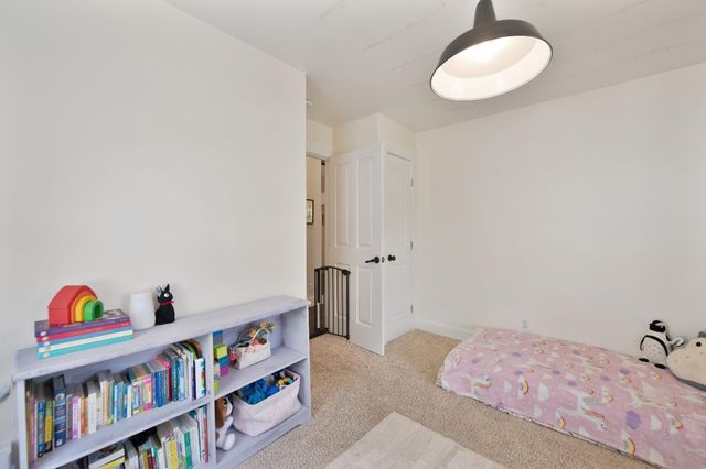 319 Pleasant St, Grass Valley, CA 95945