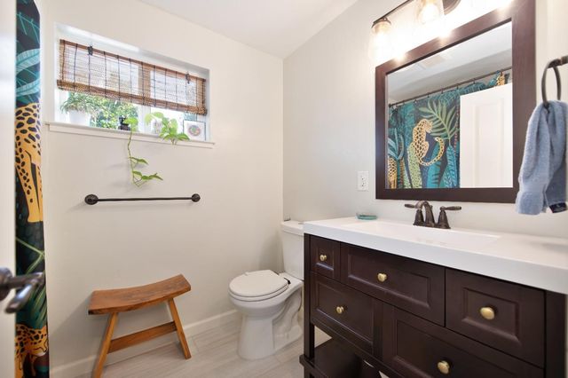 319 Pleasant St, Grass Valley, CA 95945