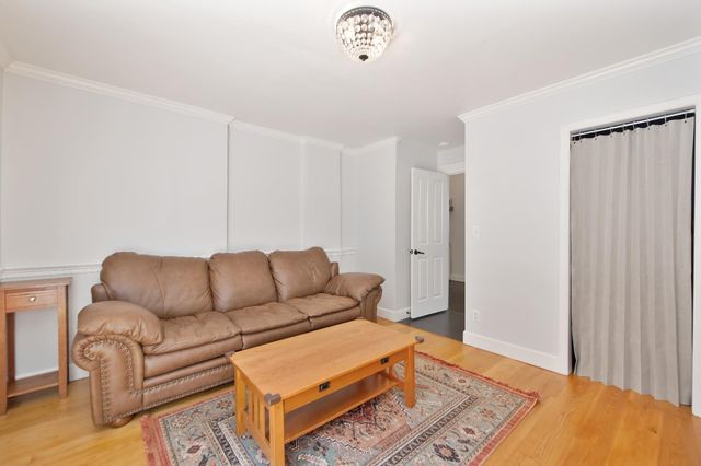 319 Pleasant St, Grass Valley, CA 95945