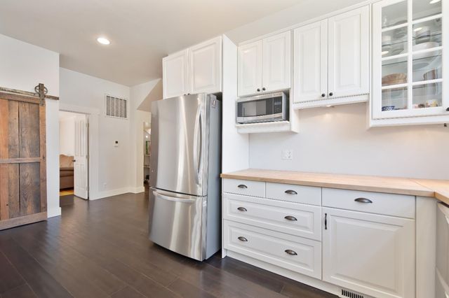 319 Pleasant St, Grass Valley, CA 95945