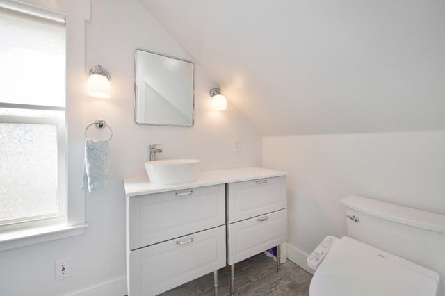 319 Pleasant St, Grass Valley, CA 95945