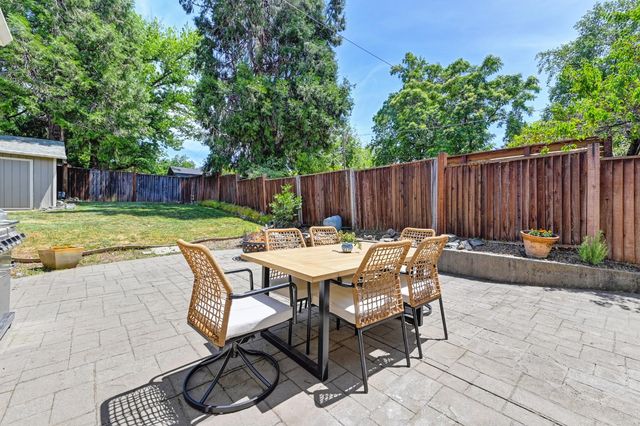 319 Pleasant St, Grass Valley, CA 95945