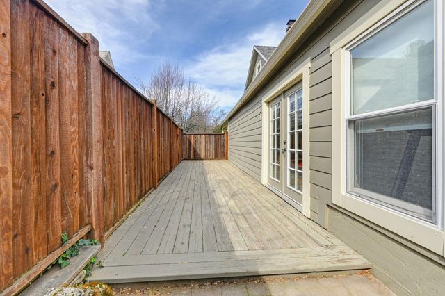 319 Pleasant St, Grass Valley, CA 95945