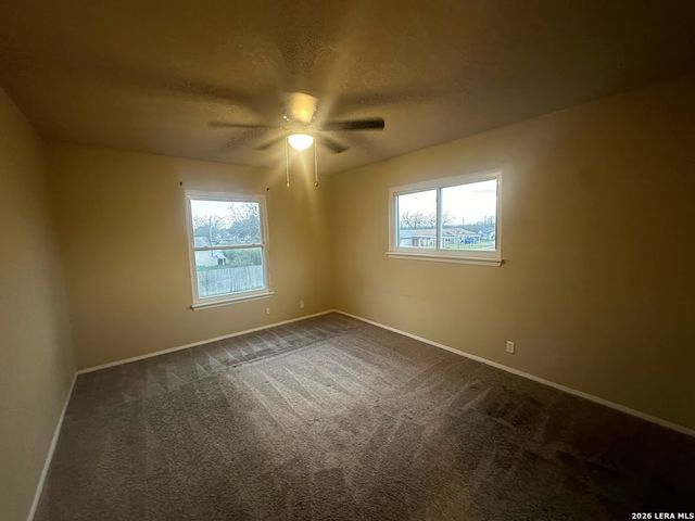 4402 LAKEWOOD DR, San Antonio, TX 78220