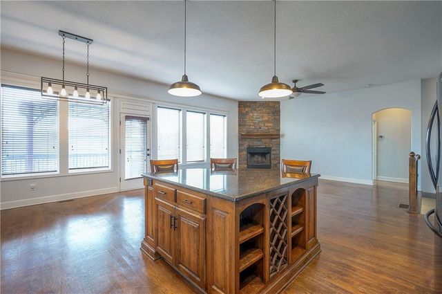 21033 Cooper Street, Spring Hill, KS 66083