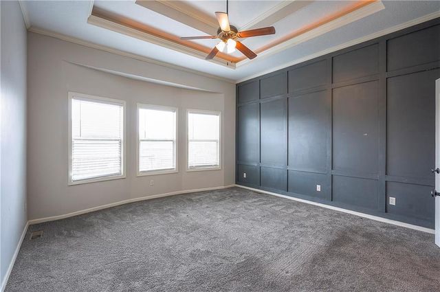 21033 Cooper Street, Spring Hill, KS 66083