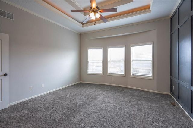 21033 Cooper Street, Spring Hill, KS 66083