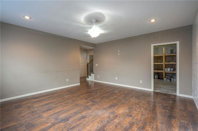 21033 Cooper Street, Spring Hill, KS 66083