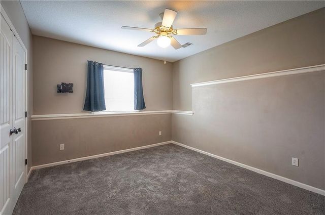 21033 Cooper Street, Spring Hill, KS 66083