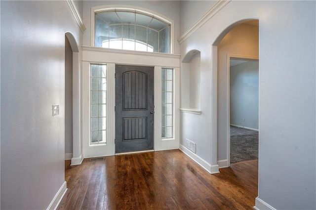 21033 Cooper Street, Spring Hill, KS 66083