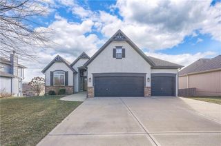 21033 Cooper Street, Spring Hill, KS 66083