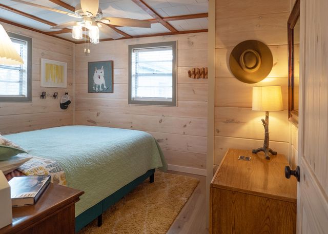 127 S Cool Street, Mentone, AL 35984