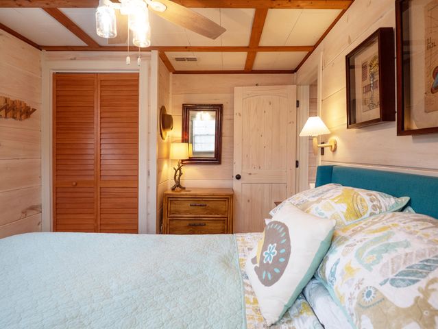 127 S Cool Street, Mentone, AL 35984