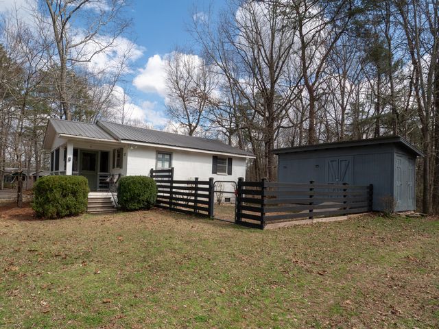 127 S Cool Street, Mentone, AL 35984
