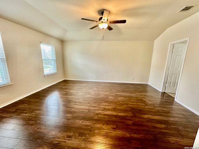 129 Red Hawk Rdg, San Antonio, TX 78258