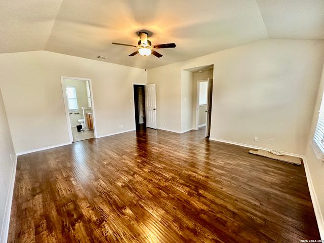 129 Red Hawk Rdg, San Antonio, TX 78258