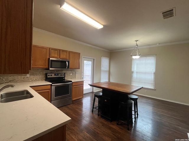 129 Red Hawk Rdg, San Antonio, TX 78258