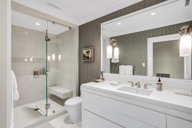 456 S Ocean Boulevard 1, Palm Beach, FL 33480