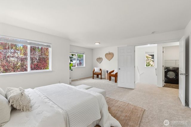 24109 SE 22nd Street, Sammamish, WA 98075