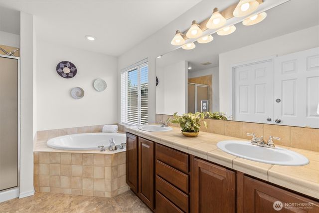 24109 SE 22nd Street, Sammamish, WA 98075