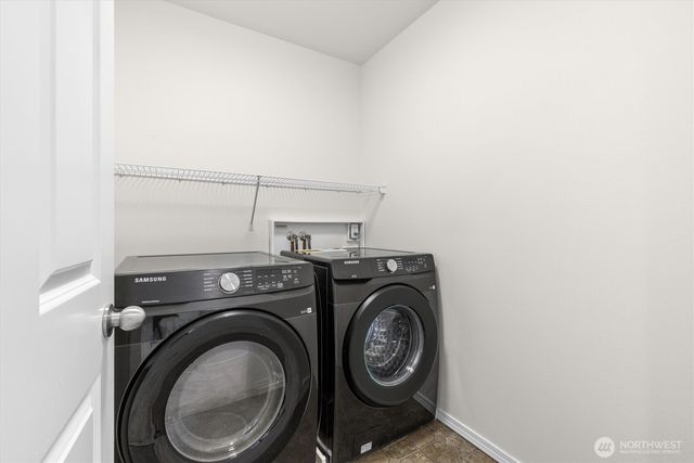 24109 SE 22nd Street, Sammamish, WA 98075