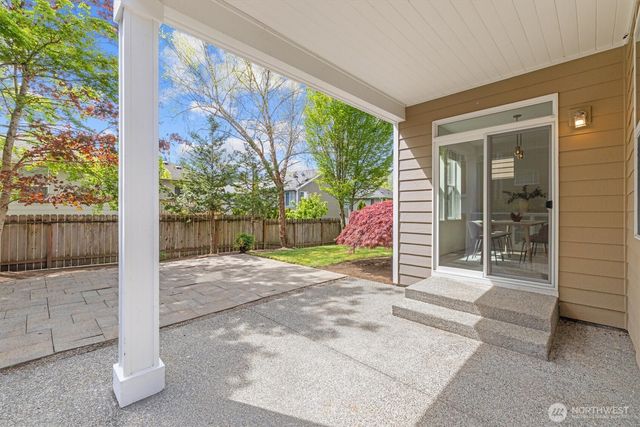 24109 SE 22nd Street, Sammamish, WA 98075