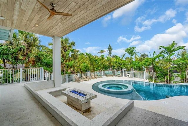 149 MCKINLEY DRIVE, Sarasota, FL 34236