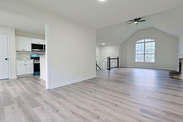 2774 Old Barn Trail, Powder Springs, GA 30127