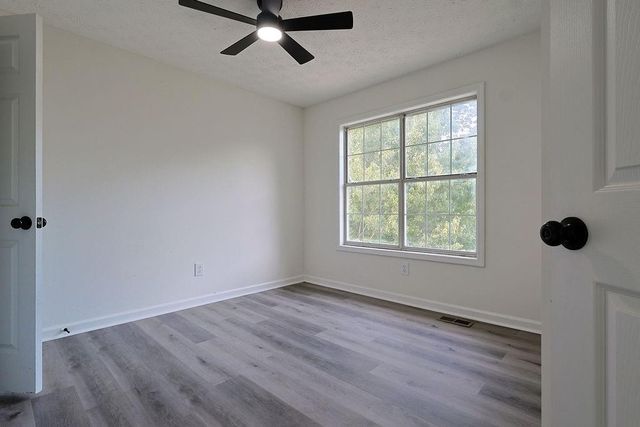 2774 Old Barn Trail, Powder Springs, GA 30127