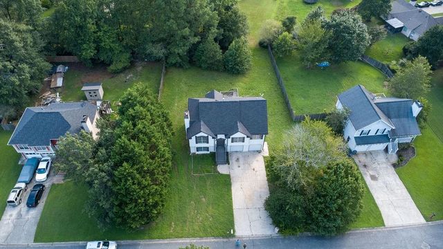 2774 Old Barn Trail, Powder Springs, GA 30127