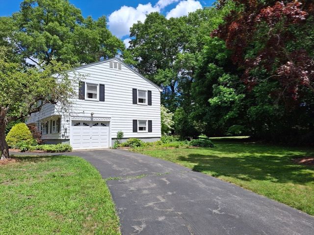 117 Partridge Road, Billerica, MA 01821