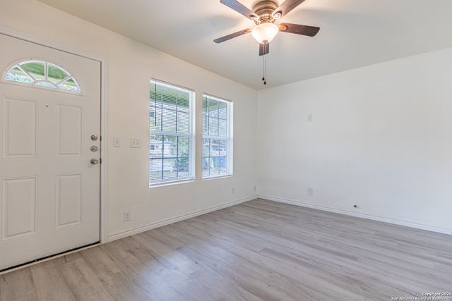 1907 Barney, San Antonio, TX 78237