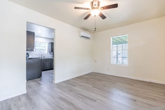 1907 Barney, San Antonio, TX 78237