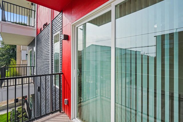 2217 N Fitzhugh Avenue 203, Dallas, TX 75204