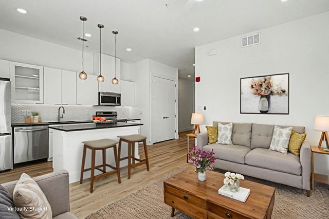 2217 N Fitzhugh Avenue 203, Dallas, TX 75204