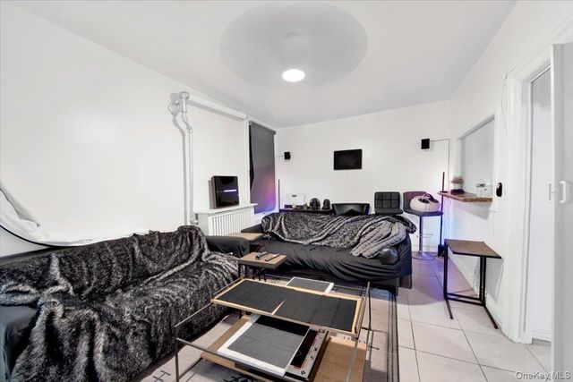 1972 Lafontaine Ave 1972, Bronx, NY 10457