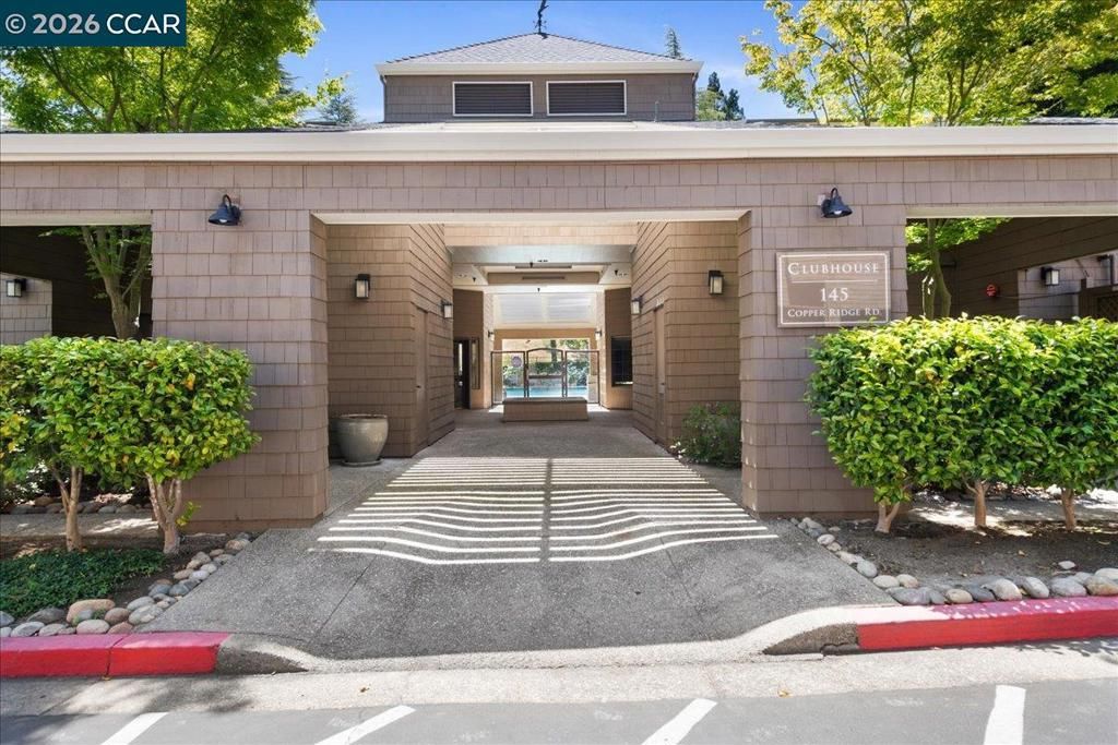 Image 26 of property listing at 106 Copper Ridge Rd, San Ramon, CA 94582