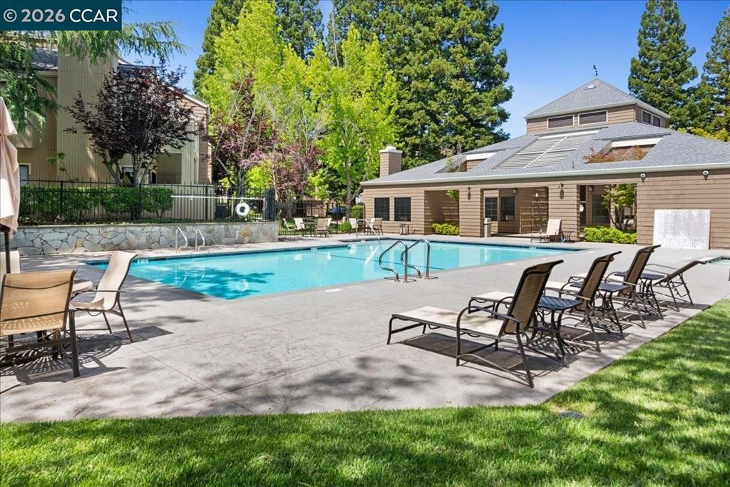 Image 28 of property listing at 106 Copper Ridge Rd, San Ramon, CA 94582